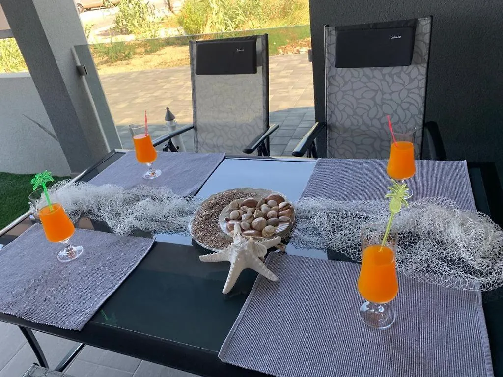 Apartmani Sunside Nin