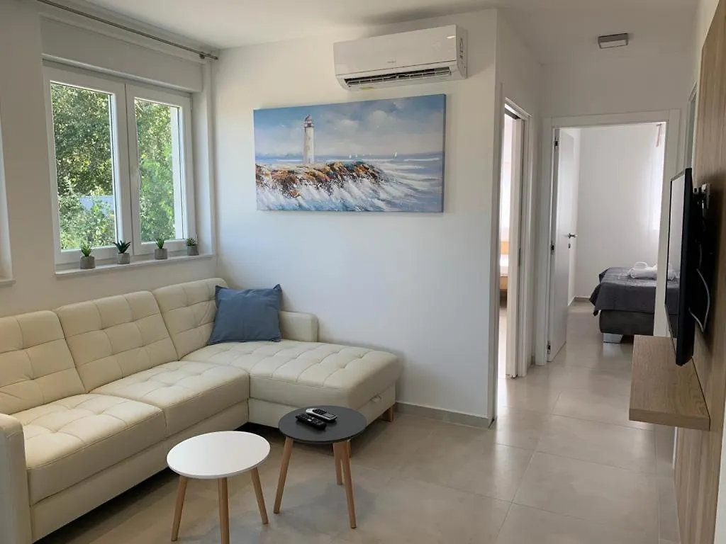 Apartmani Sunside Nin 0*,