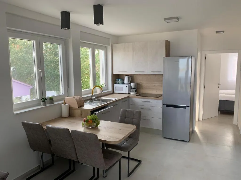 Apartmani Sunside Nin