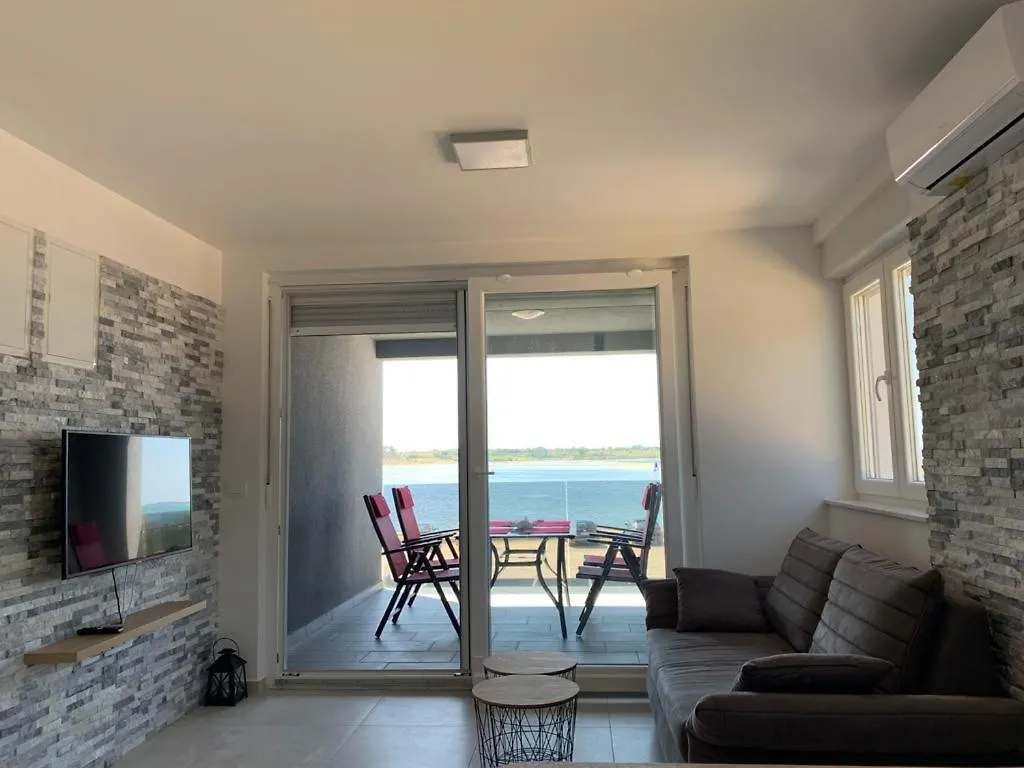 Apartmani Sunside Nin Apartment